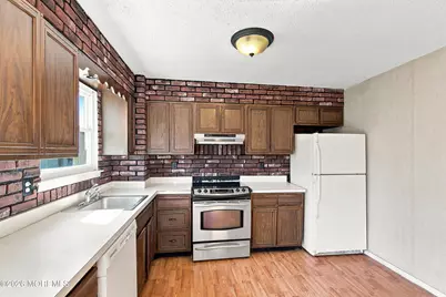 816 Union Avenue, Lakehurst, NJ 08733 - Photo 11