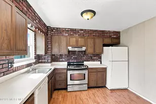 816 Union Ave, Lakehurst, NJ 08733 - Photo 11