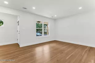 61 Kingsley Way, Freehold, NJ 07728 - Photo 5