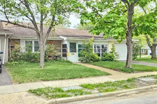 61A Hedge Dr, Lakewood, NJ 08701 - Photo 5