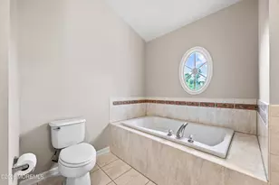 21 W Aspen Way, Matawan, NJ 07747 - Photo 23