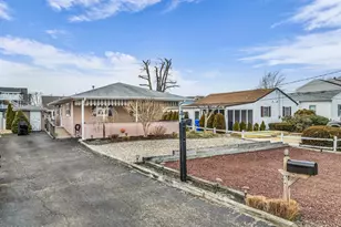 126 Royal Dr, Brick, NJ 08723 - Photo 3
