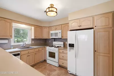 943 N Edgebrook Drive N, Toms River Township, NJ 08757 - Photo 13