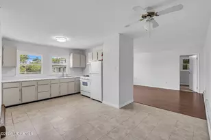 266 Bayside Dr, Highlands, NJ 07732 - Photo 7