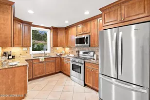 105 Augusta Dr, Lincroft, NJ 07738 - Photo 9