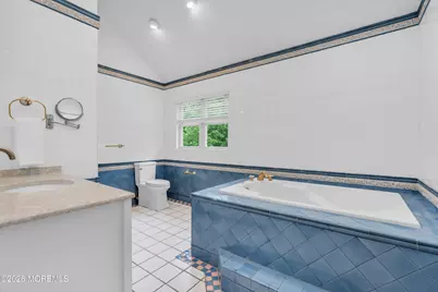 30 Amagansett Drive, Morganville, NJ 07751 - Photo 45