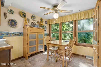 16 Coventry Court, Manalapan Township, NJ 07726 - Photo 11