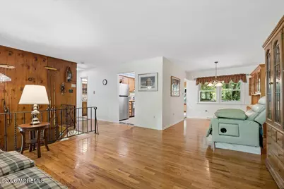 16 Coventry Court, Manalapan Township, NJ 07726 - Photo 7