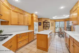 132 Silvermist Ct, Little Silver, NJ 07739 - Photo 5