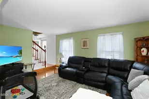 87 Concord Cir, Howell Township, NJ 07731 - Photo 5