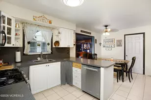 87 Concord Cir, Howell Township, NJ 07731 - Photo 9