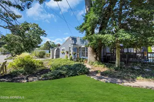 594 Robin Hood Rd, Brick, NJ 08724 - Photo 1