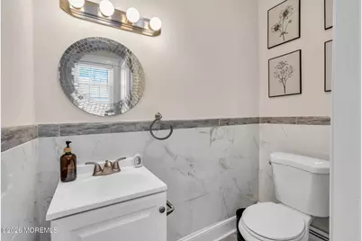27 Oakwood Place, Keansburg, NJ 07734 - Photo 11