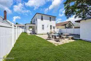 27 Oakwood Pl, Keansburg, NJ 07734 - Photo 21