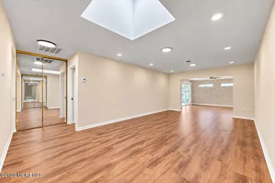 375C Duranta Plaza, Monroe Township, NJ 08831 - Photo 7