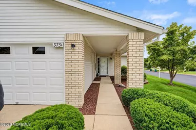 375C Duranta Plaza, Monroe Township, NJ 08831 - Photo 5