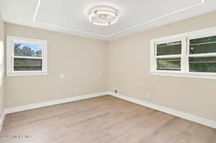 167 Crestview Dr, Middletown, NJ 07748 - Photo 15