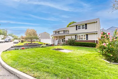 167 Crestview Drive, Middletown, NJ 07748 - Photo 3