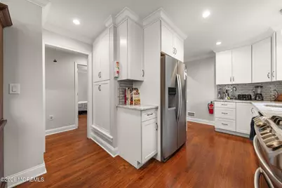 8 Meadowbrook Avenue, Eatontown, NJ 07724 - Photo 17