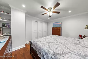 8 Meadowbrook Ave, Eatontown, NJ 07724 - Photo 27