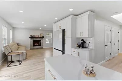 374 Mounts Mills Road E, Monroe Township, NJ 08831 - Photo 9