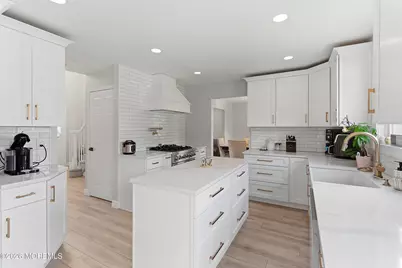 374 Mounts Mills Road E, Monroe Township, NJ 08831 - Photo 7
