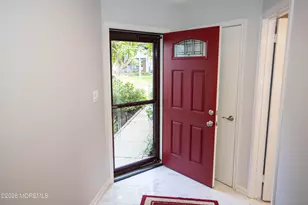 113 Woodmere Dr, Sayreville, NJ 08859 - Photo 9