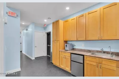 700 Summerfield Avenue, Asbury Park, NJ 07712 - Photo 17