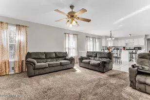 383 Meadowood Rd, Jackson, NJ 08527 - Photo 9