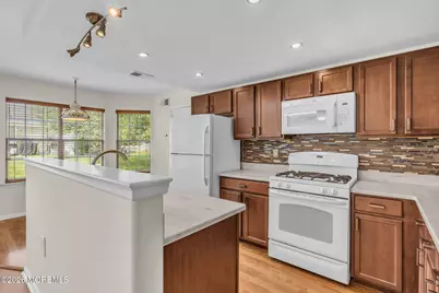 978A Thornbury Lane, Manchester Township, NJ 08759 - Photo 3