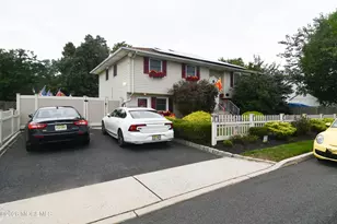 902 10th St, Union Beach, NJ 07735 - Photo 5