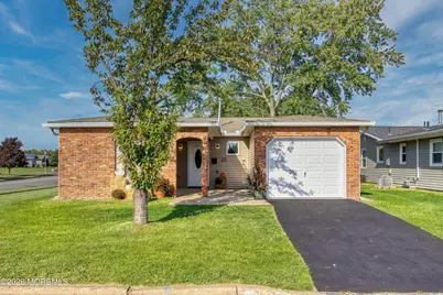 27 Rossetti Court, Brick, NJ 08724 - Photo 9