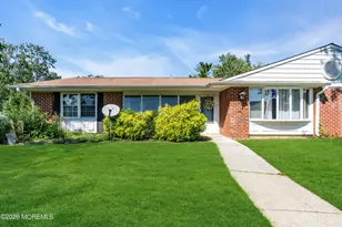915 Dumbarton Dr, Lakewood, NJ 08701 - Photo 1