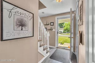 8 Concord Cir, Howell Township, NJ 07731 - Photo 7