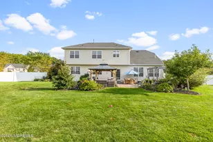 22 Cliffwood Dr, Allentown, NJ 08501 - Photo 3