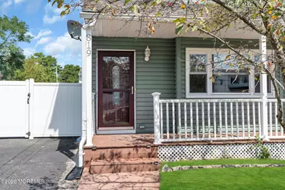 819 Laurel Street, Lakehurst, NJ 08733 - Photo 7