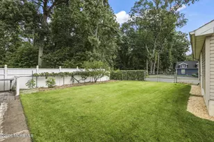 32 Weaverville Rd, Freehold, NJ 07728 - Photo 29