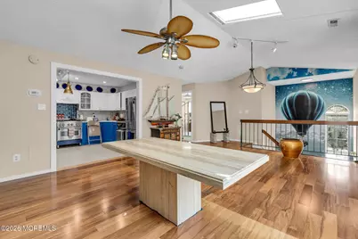 96 Tulip Lane, Freehold, NJ 07728 - Photo 9