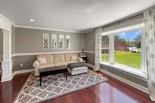 13 Patterson Dr, Freehold, NJ 07728 - Photo 9