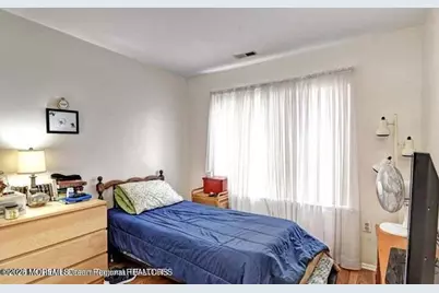 603 Holly Drive, Perth Amboy, NJ 08861 - Photo 15