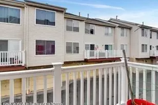 603 Holly Dr, Perth Amboy, NJ 08861 - Photo 21