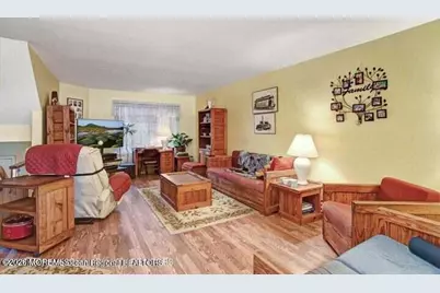 603 Holly Drive, Perth Amboy, NJ 08861 - Photo 3