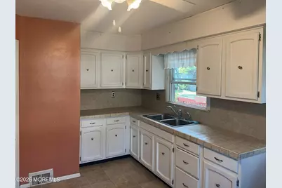 371 17th Avenue, Brick, NJ 08724 - Photo 11