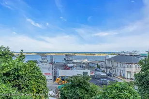 22 Navesink Ave, Highlands, NJ 07732 - Photo 9