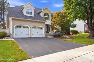 22 Brandywine Dr, Matawan, NJ 07747 - Photo 1