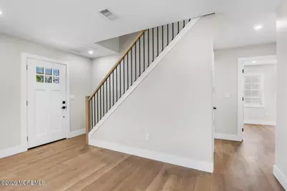 28 Fayette Lane, Matawan, NJ 07747 - Photo 5