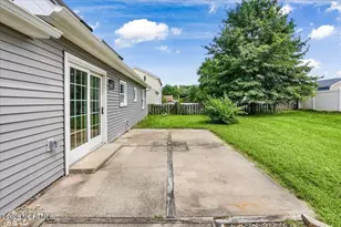 28 Fayette Ln, Matawan, NJ 07747 - Photo 27
