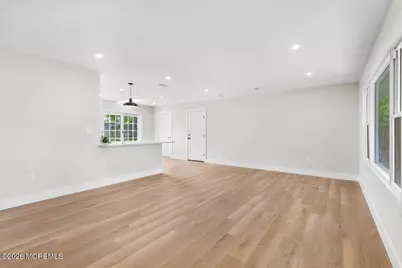 28 Fayette Lane, Matawan, NJ 07747 - Photo 9