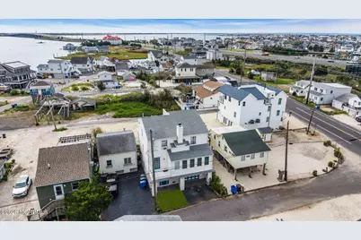 11 Avenue D, Manahawkin, NJ 08050 - Photo 1