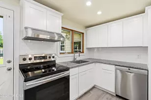 119 Court Dr, Shrewsbury, NJ 07702 - Photo 15